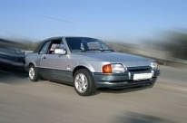 opony do Ford Escort Cabrio IV